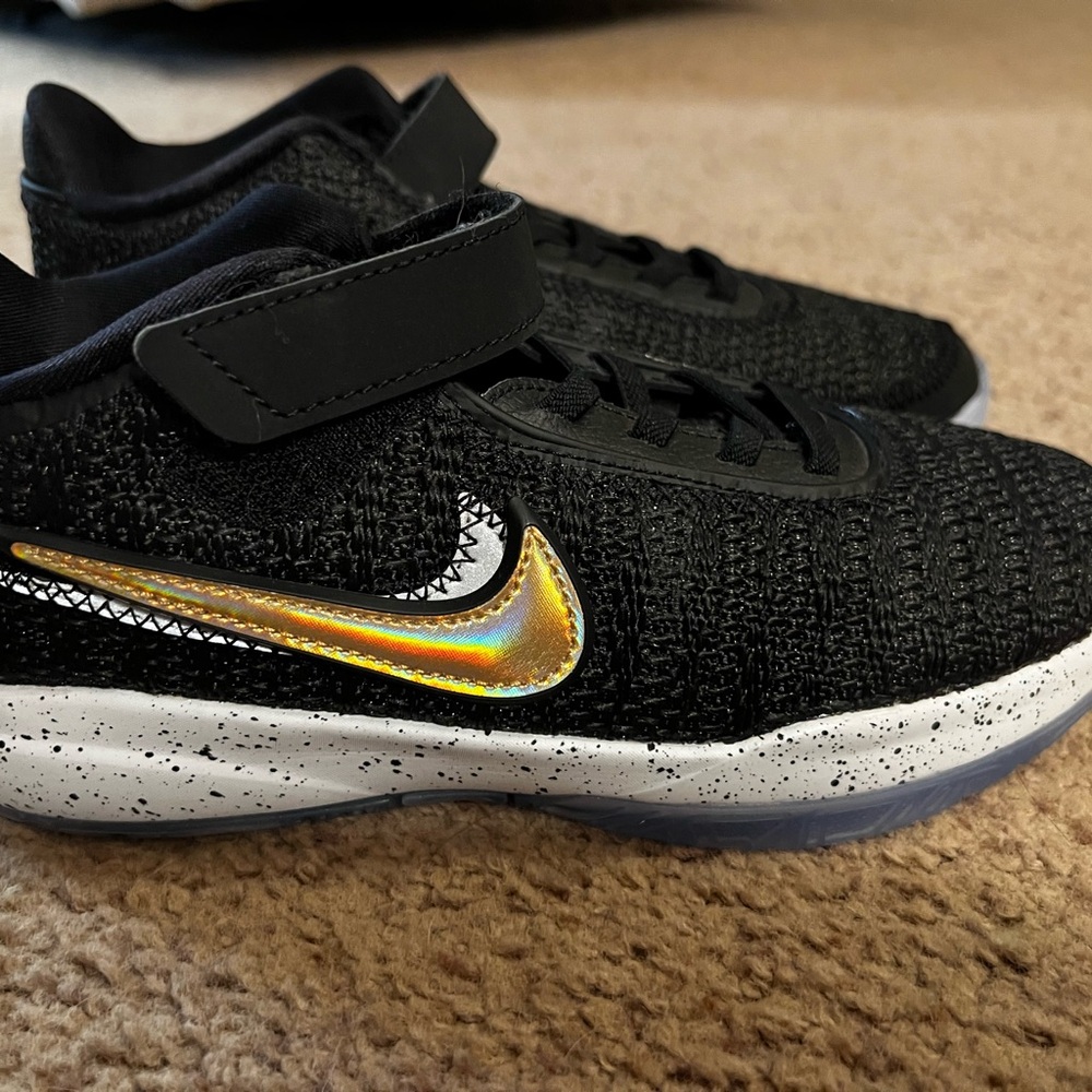 Nike LeBron 20 Sneakers - Brand New (NWOT)